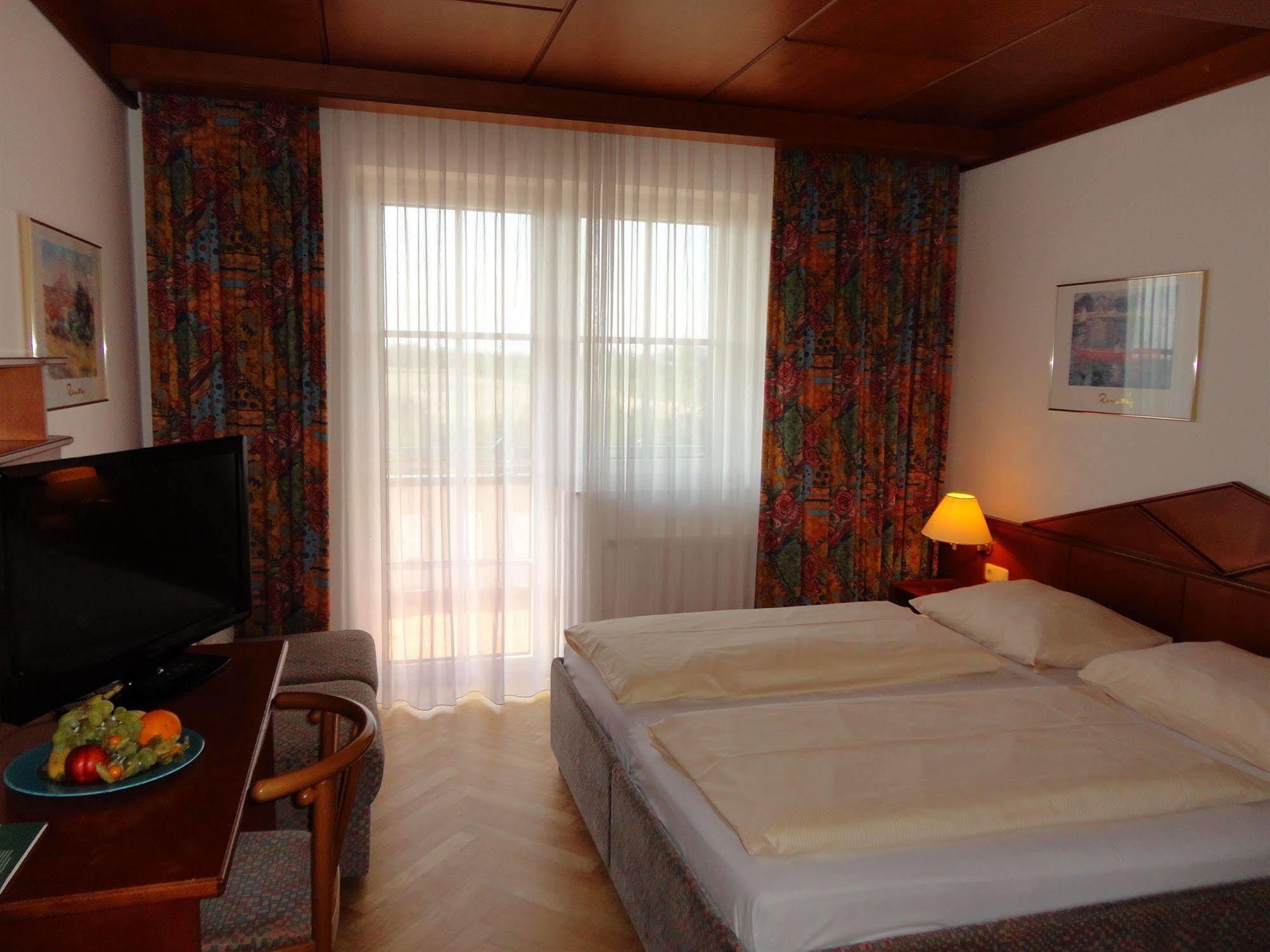 אנספלדן Komfort-Hotel Stockinger מראה חיצוני תמונה