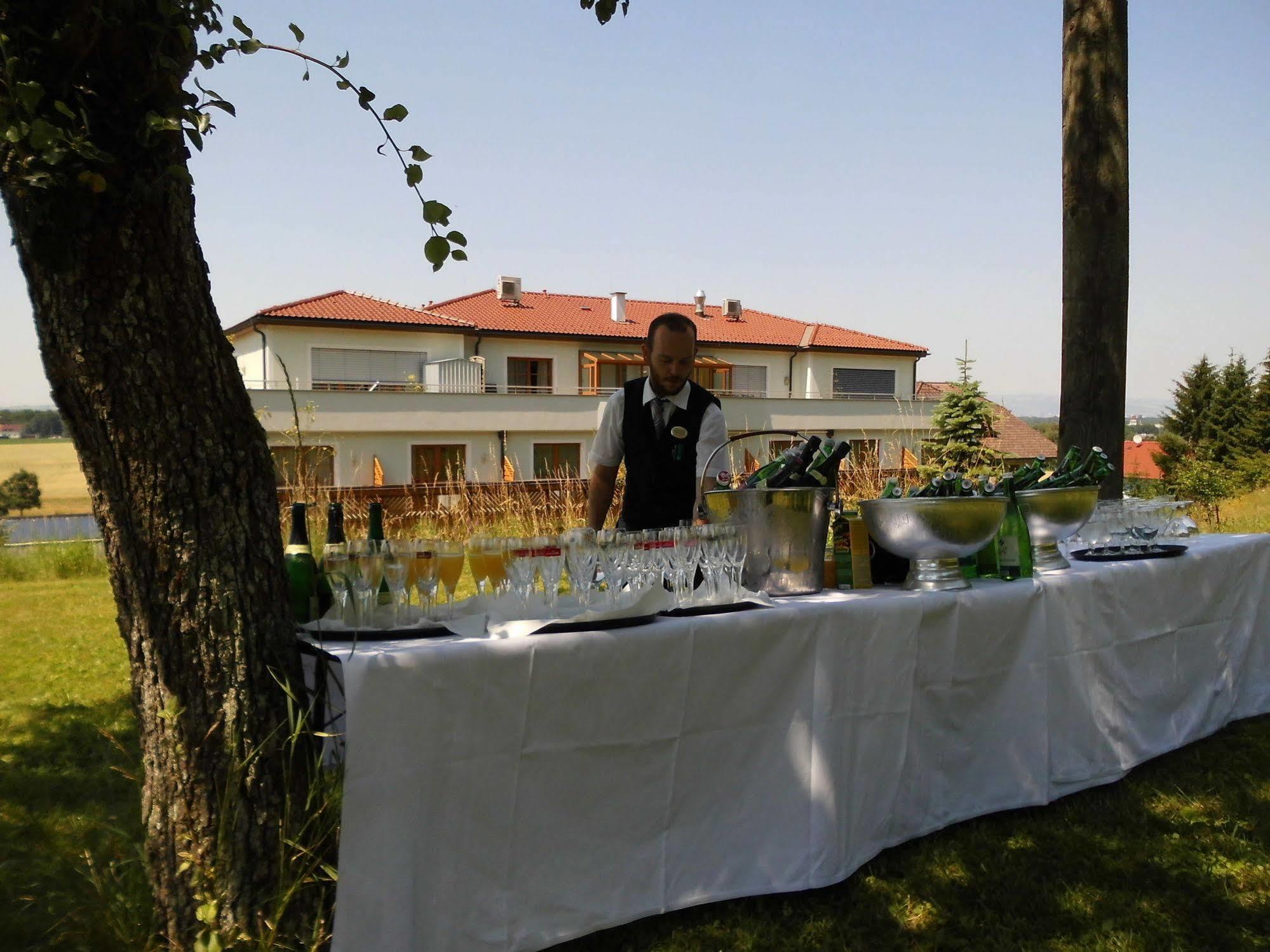 אנספלדן Komfort-Hotel Stockinger מראה חיצוני תמונה