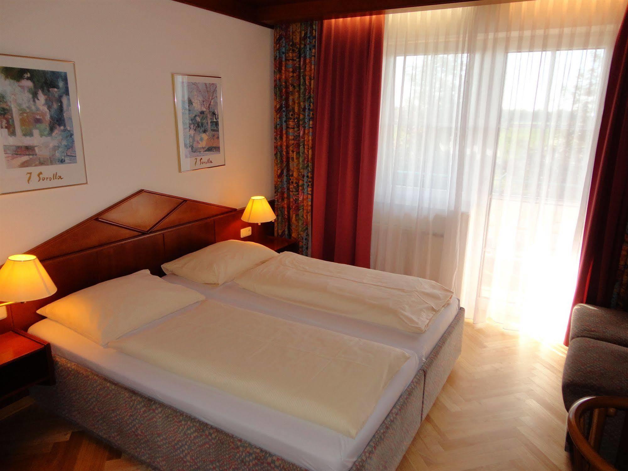 אנספלדן Komfort-Hotel Stockinger מראה חיצוני תמונה